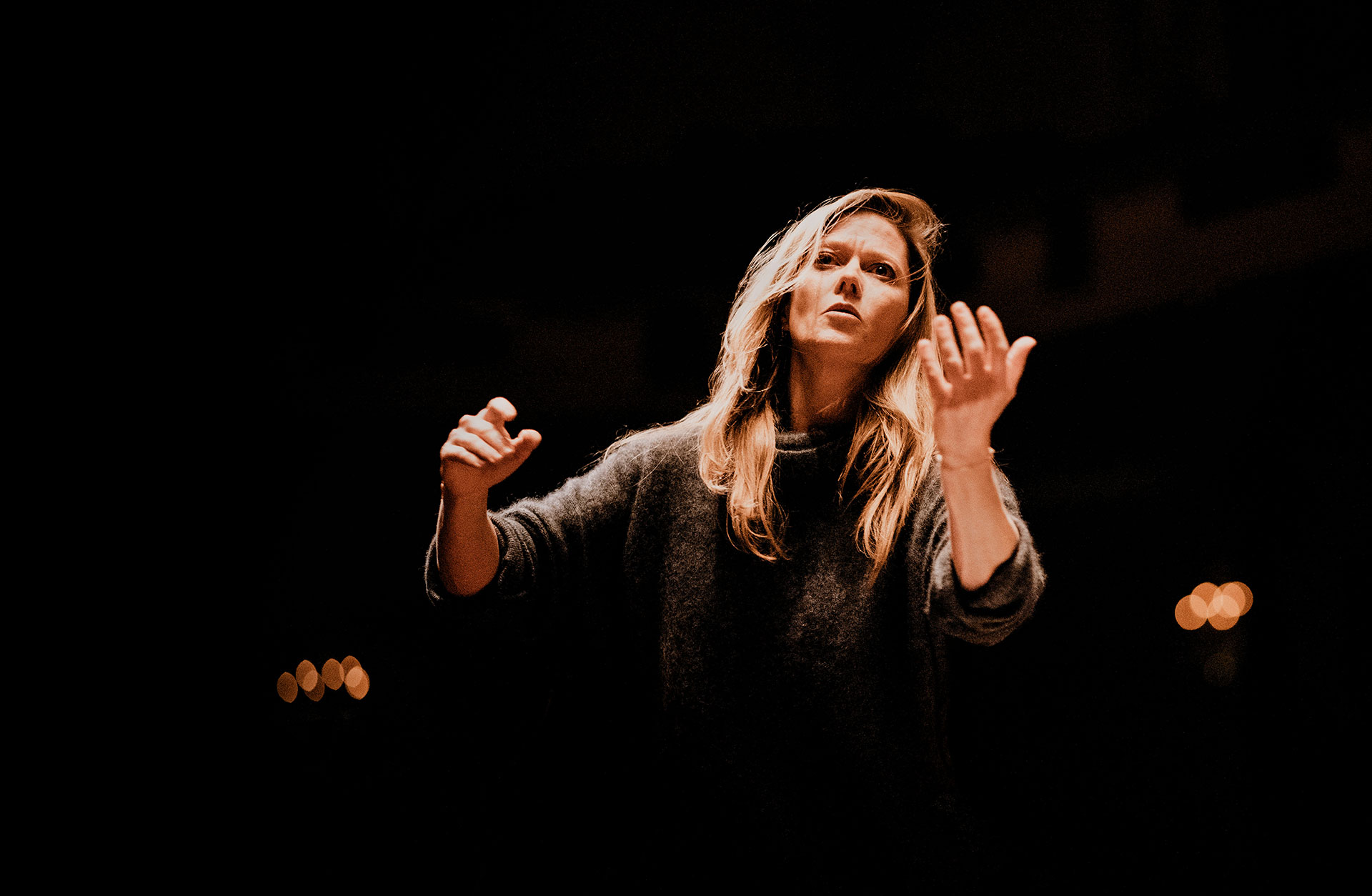 Barbara Hannigan dirigerar.