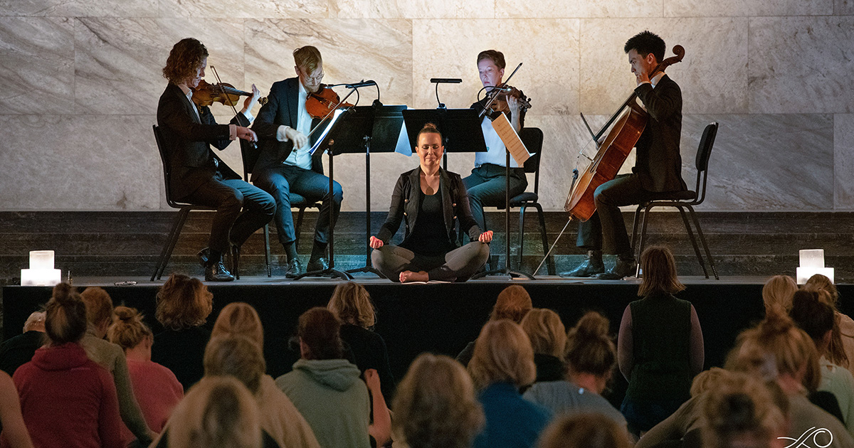 Yoga i Göteborgs Konserthus