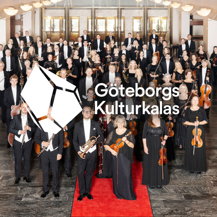 Orkestermusiker på röda mattan med instrument i handen, ordet 