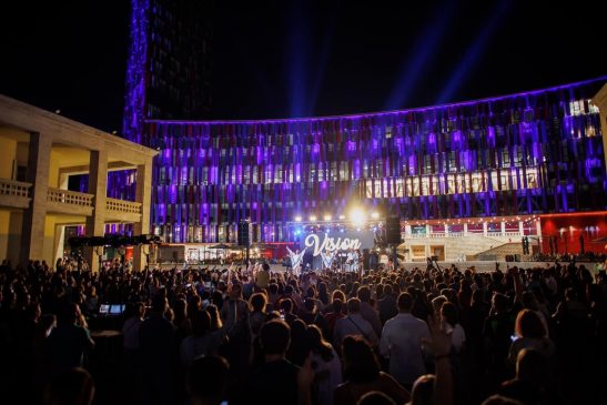 Bild på vision abba konsert, med publiken