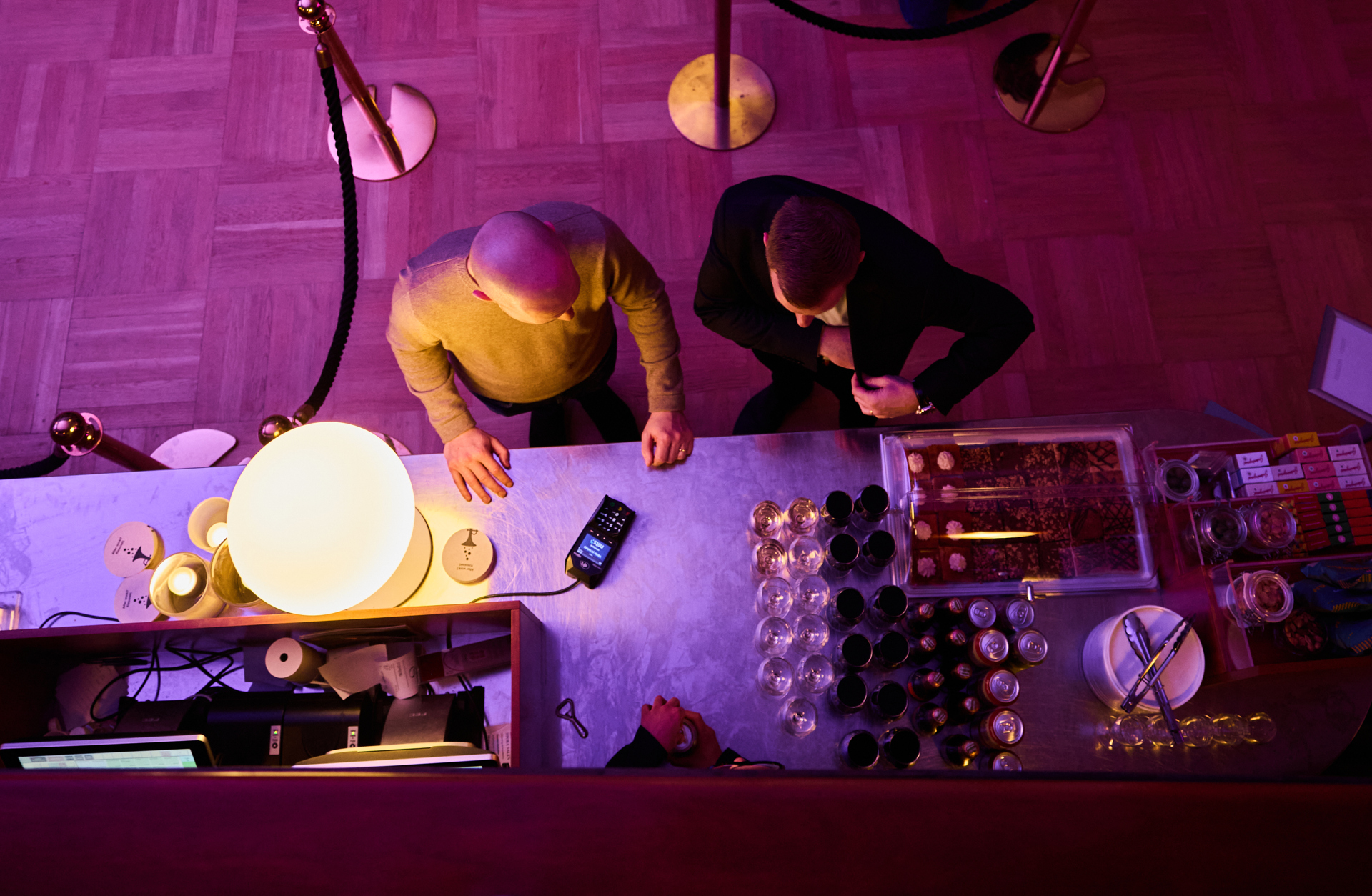 Barservering med dryck och tilltugg under Klassisk AW i Göteborgs Konserthus.